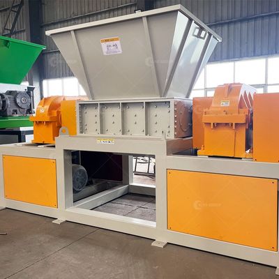 800-5000kg/h Capacity Waste Tyre And Used Car Double Shaft Shredder And Recycling Machine